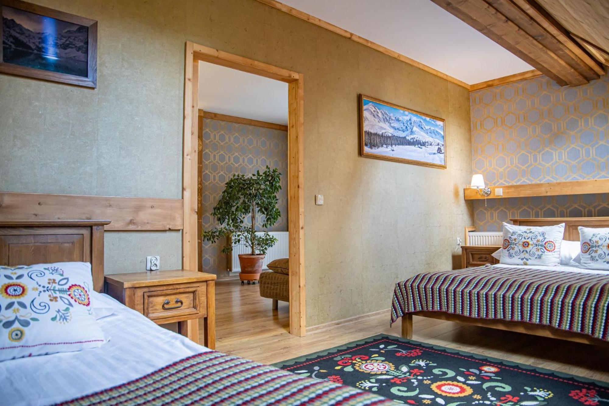 ザコパネ Kraina Smaku Bed & Breakfast エクステリア 写真
