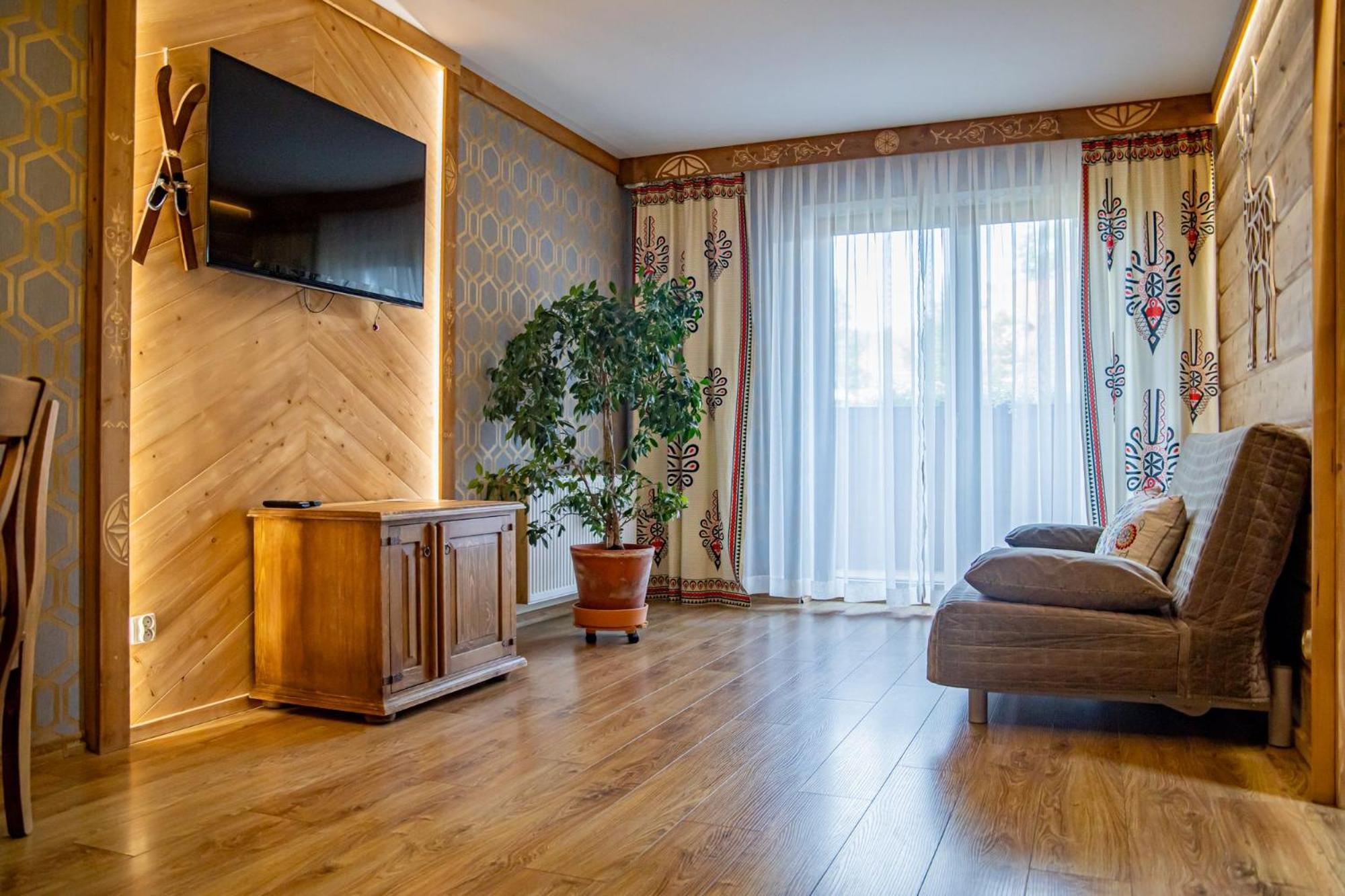 ザコパネ Kraina Smaku Bed & Breakfast エクステリア 写真