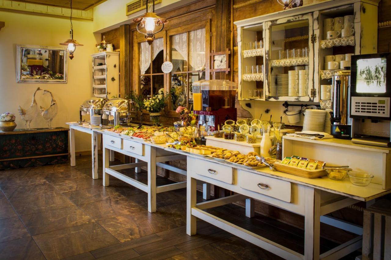 ザコパネ Kraina Smaku Bed & Breakfast エクステリア 写真